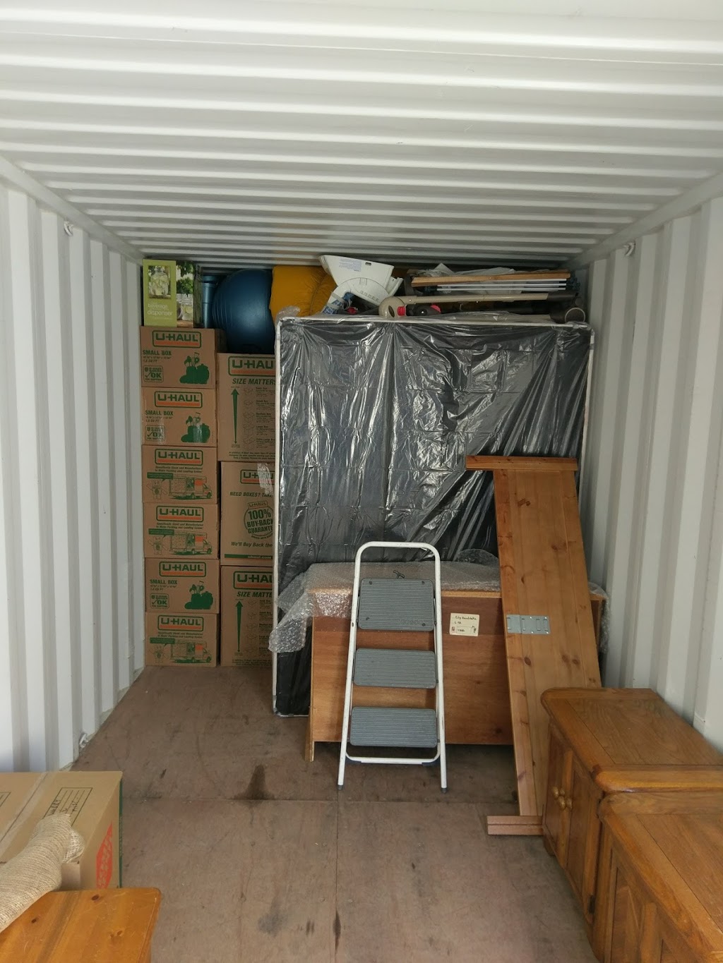 Hugos Moving | 2504 43 St, Vernon, BC V1T 6L1, Canada | Phone: (778) 475-1763