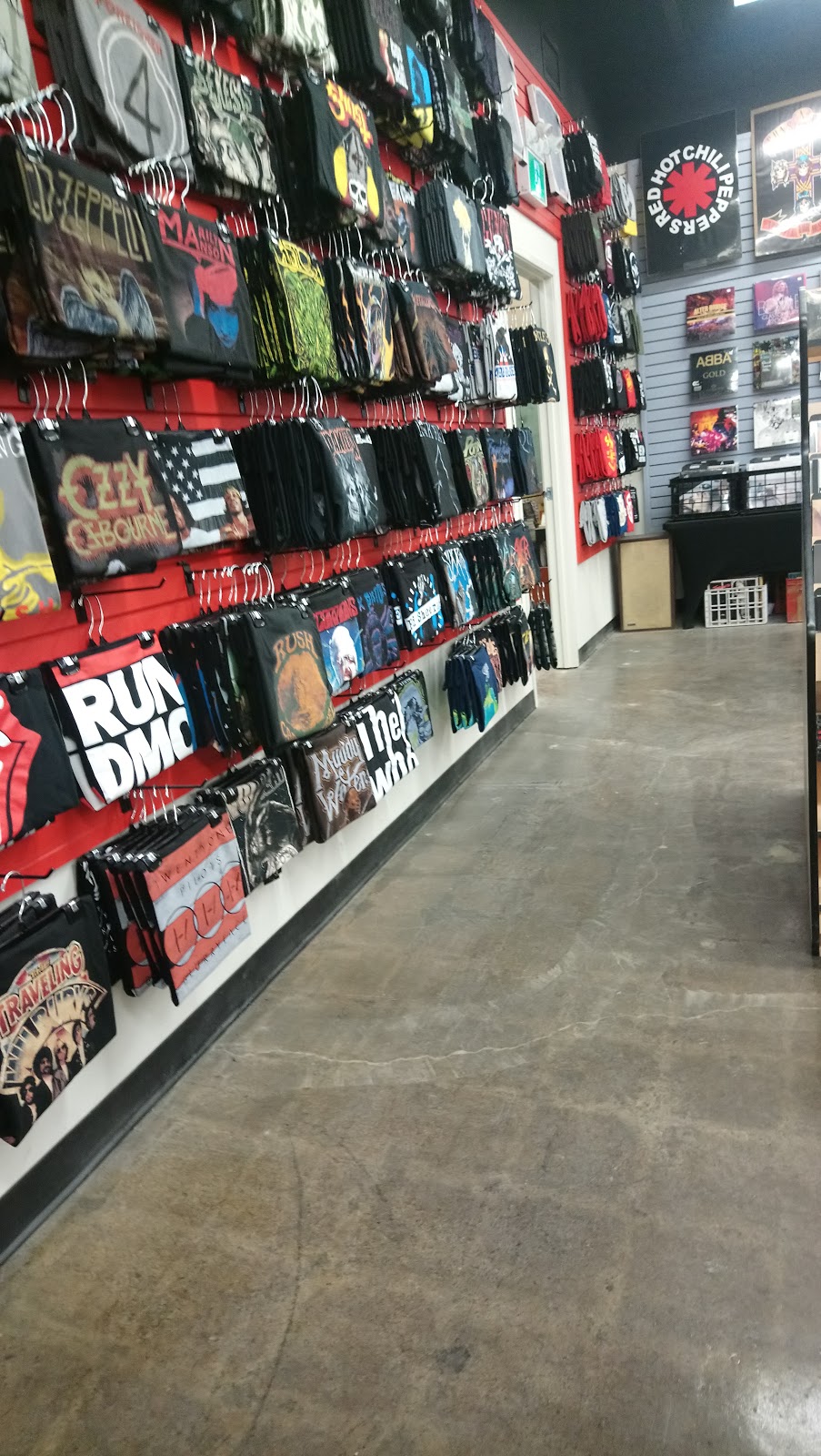 The ODDs & SODs Shoppe | 1400 Clyde Ave Unit 8, Nepean, ON K2G 3J2, Canada | Phone: (613) 225-9027