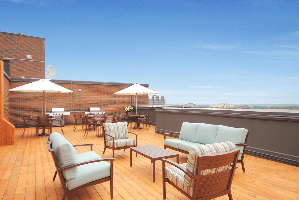 860 Blackthorne Apartments - CLV Group | 860 Blackthorne Ave, Ottawa, ON K1K 3Y7, Canada | Phone: (613) 518-1095