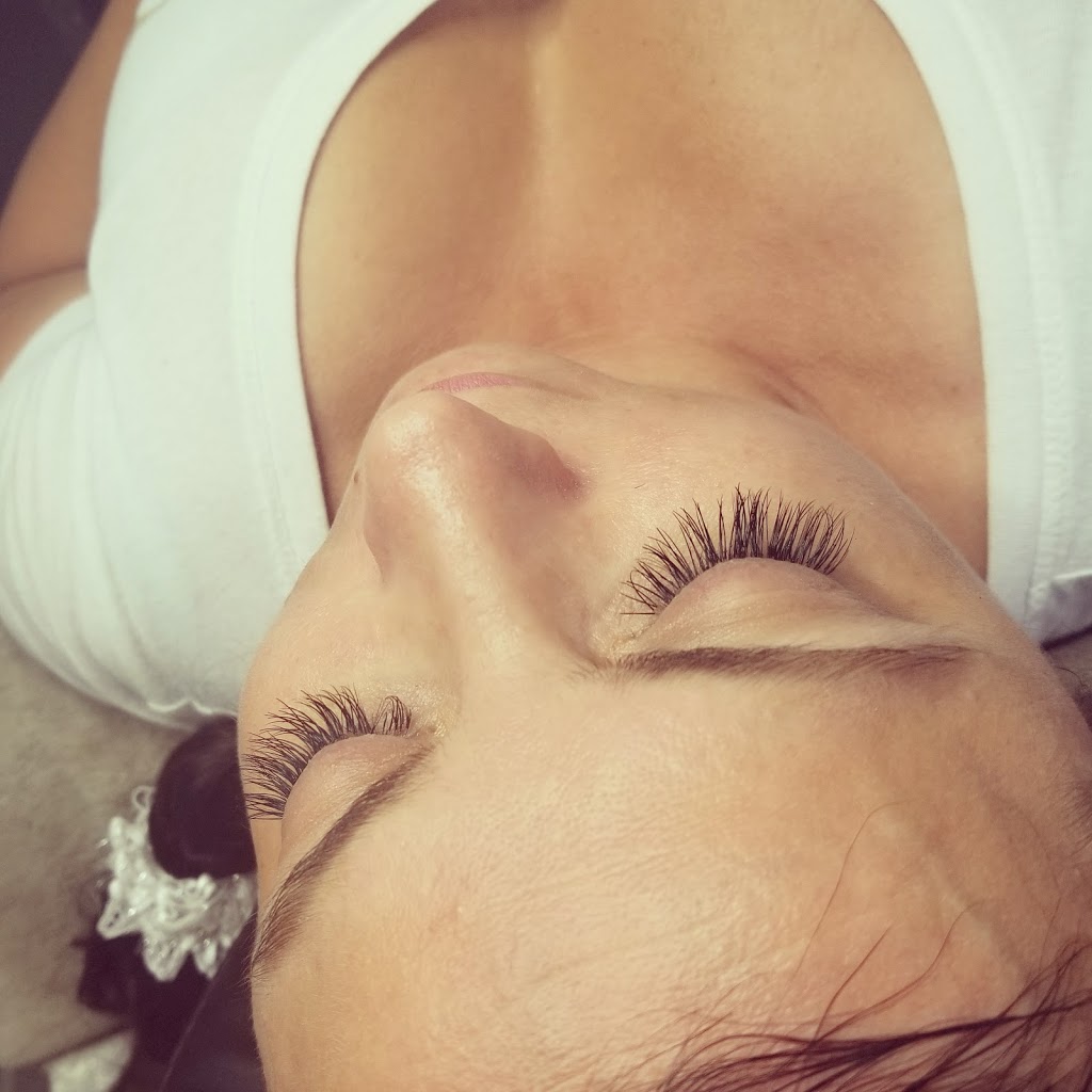 Luscious Extensions by Alisha Marie | 2 Turnbull Dr, Brantford, ON N3T 0K4, Canada | Phone: (519) 774-2017