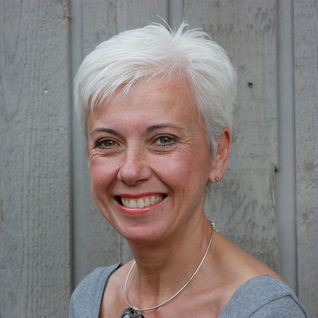 Tina Moizer Designs | 6491 Pacific Dr, Duncan, BC V9L 5S5, Canada | Phone: (250) 709-1610