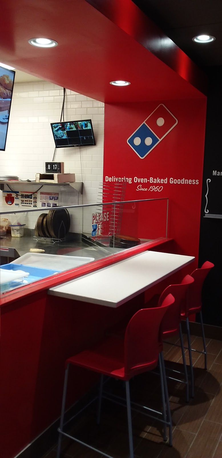 Dominos | 8330 Macleod Trail SE f19, Calgary, AB T2H 2V2, Canada | Phone: (403) 253-3030