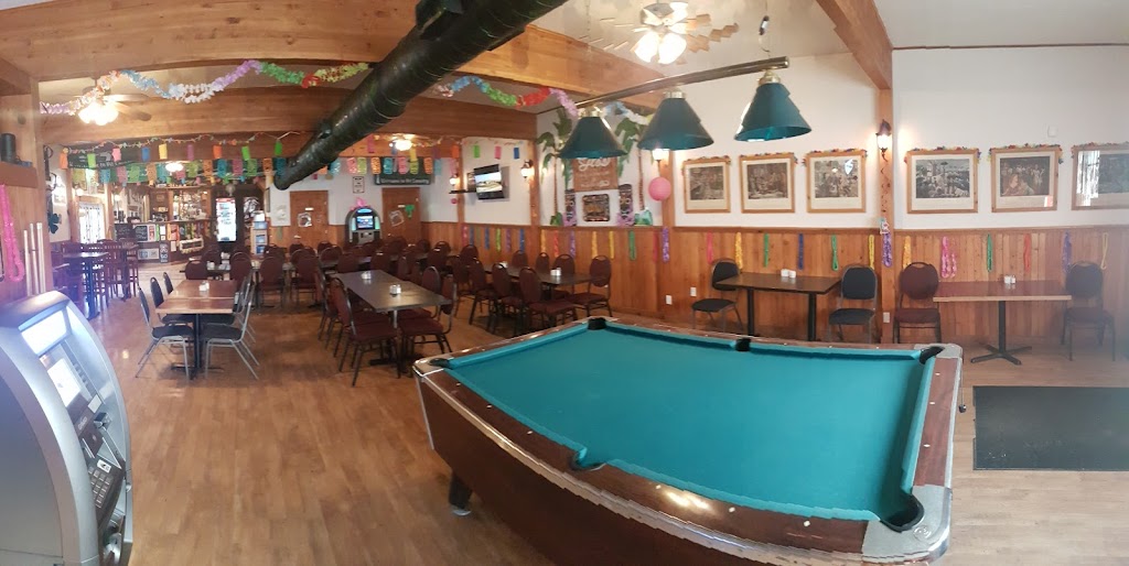 Flos Bar & Grill | 229 Third St, Craik, SK S0G 0V0, Canada | Phone: (306) 734-2355