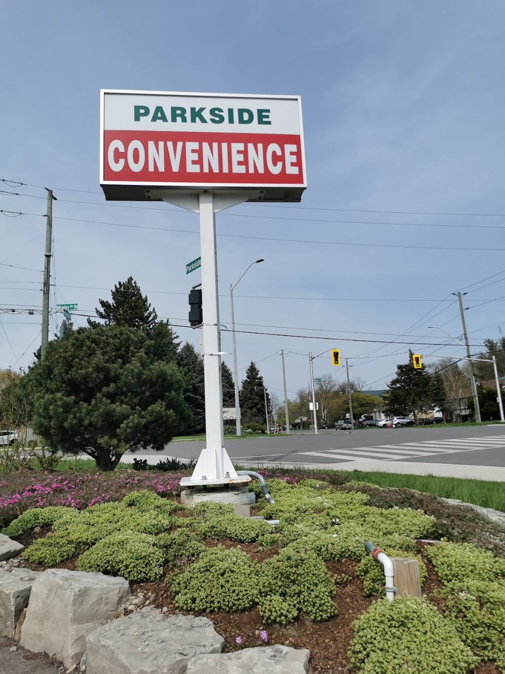 Parkside Convenience | 285 Parkside Dr, Waterdown, ON L8B 0Y9, Canada | Phone: (905) 690-4064