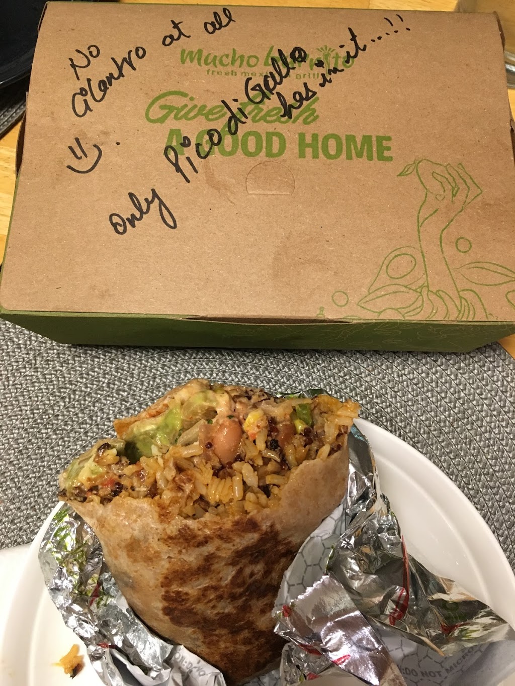 Mucho Burrito Fresh Mexican Grill | 492 Edinburgh Rd S, Guelph, ON N1G 4Z1, Canada | Phone: (519) 822-3434