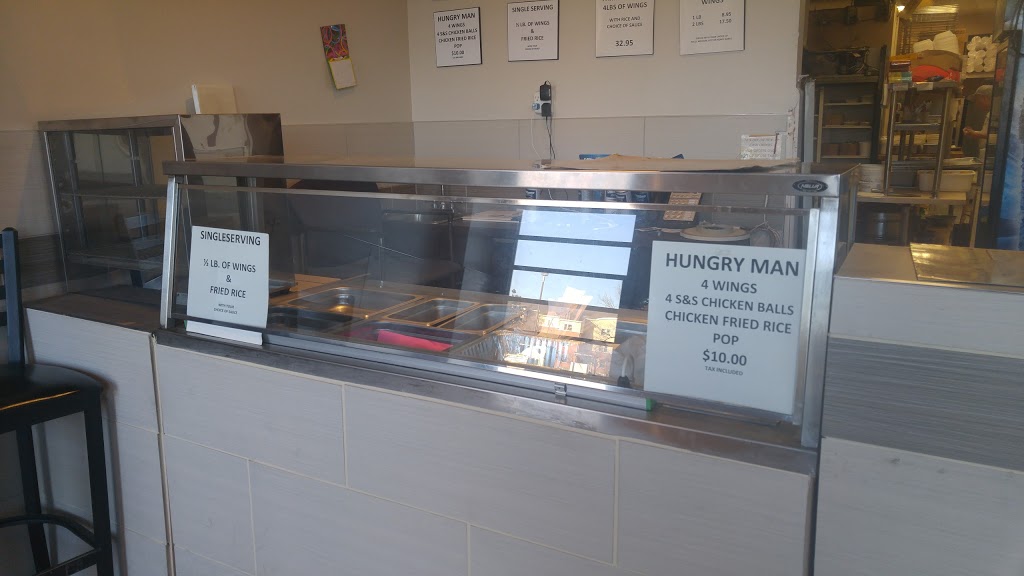 Wok-A-Way Chinese Food & Wings | 2458 Dundas St W #18, Mississauga, ON L5K 1R8, Canada | Phone: (905) 820-3838