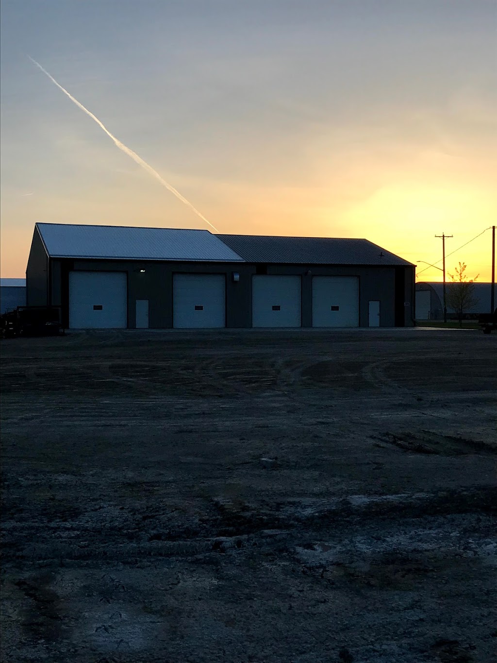 Eastview Truck Svc Ltd | 650 George Ave, Winkler, MB R6W 4A8, Canada | Phone: (204) 331-3417