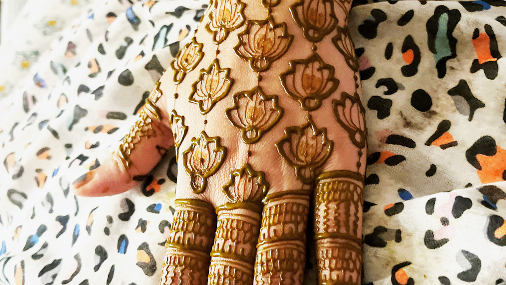 Poonam Henna Artist | 235 Willett St Unit 43, Halifax, NS B3M 3M9, Canada | Phone: (782) 234-2919