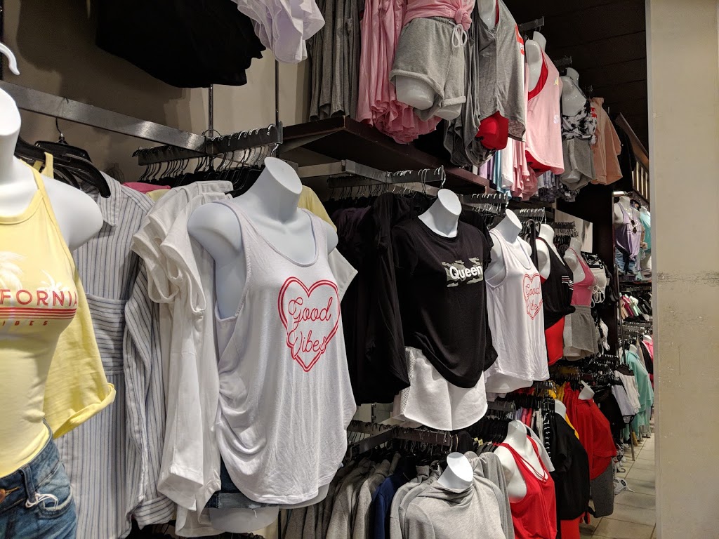 Stitches | 1225 St Marys Rd Unit 34, Winnipeg, MB R2M 5E5, Canada | Phone: (204) 256-4330
