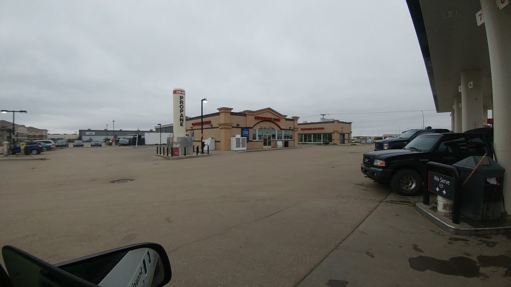 Co-op Gas Bar | 1592 9 Ave NE, Moose Jaw, SK S6J 0A9, Canada | Phone: (306) 693-1928