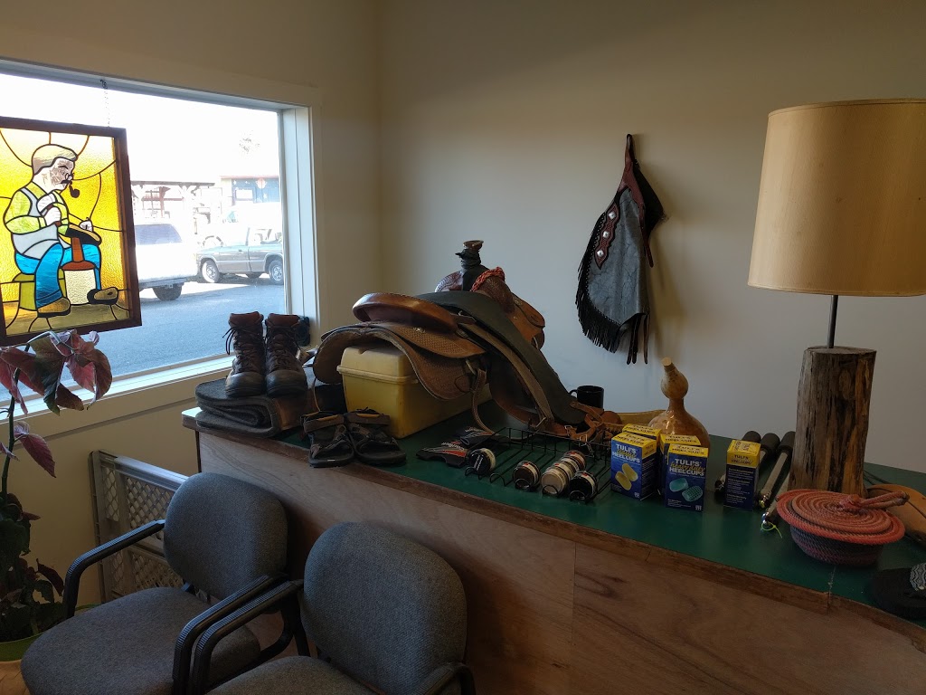 Schmidts Shoe & Shine | 242 Grover St, Friday Harbor, WA 98250, USA | Phone: (360) 298-4054