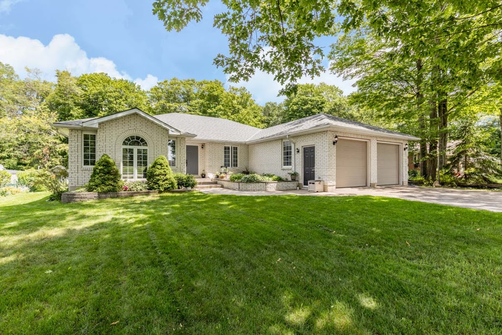 5 Points Group - Re/Max Hallmark Chay Realty | 241 Essa Rd Unit #7, Barrie, ON L4N 6B7, Canada | Phone: (705) 503-1300
