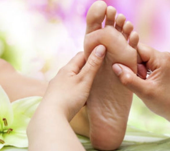 Soins Lumiere De Lune | 835 Mnt Ste Julie, Sainte-Julie, QC J3E 1W9, Canada | Phone: (514) 979-3532