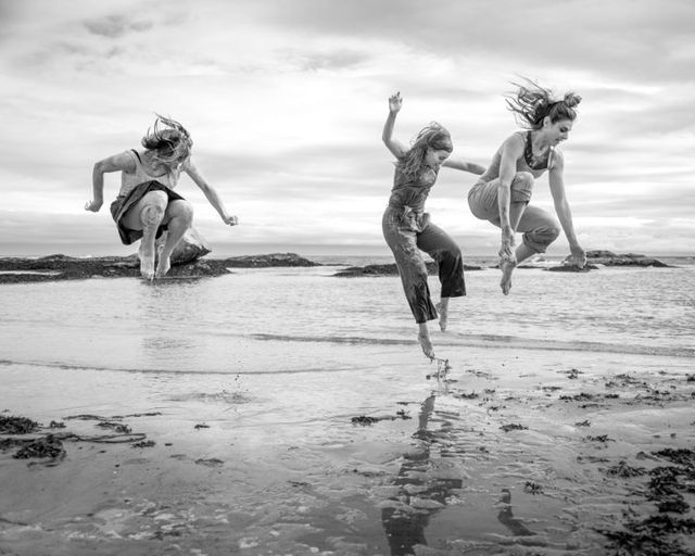 Seda Dance | 1525 Begbie St, Victoria, BC V8R 1K9, Canada | Phone: (212) 979-0001