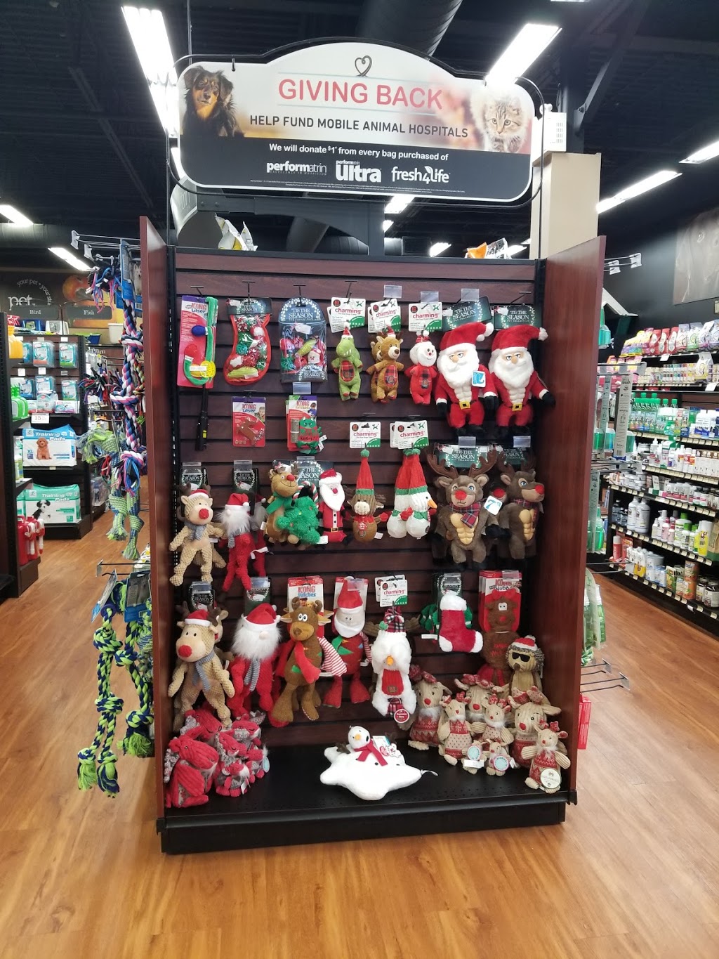 Pet Valu | 180 Holiday Inn Dr, Cambridge, ON N3C 1Z4, Canada | Phone: (519) 651-3368