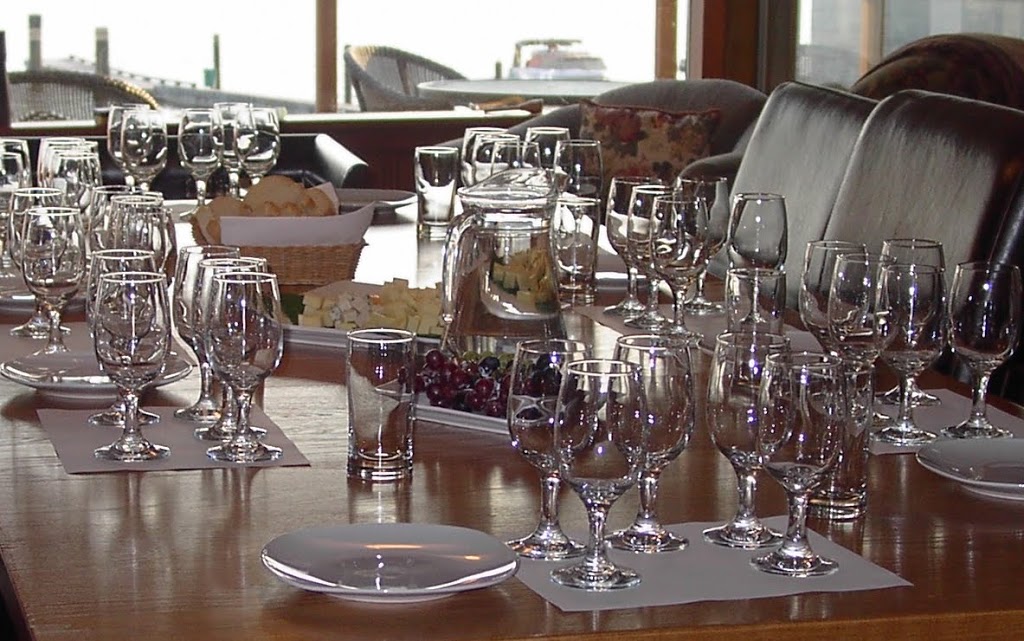 At The Beach Retreat | 872 Alderside Rd, Port Moody, BC V3H 3A6, Canada | Phone: (604) 469-1923