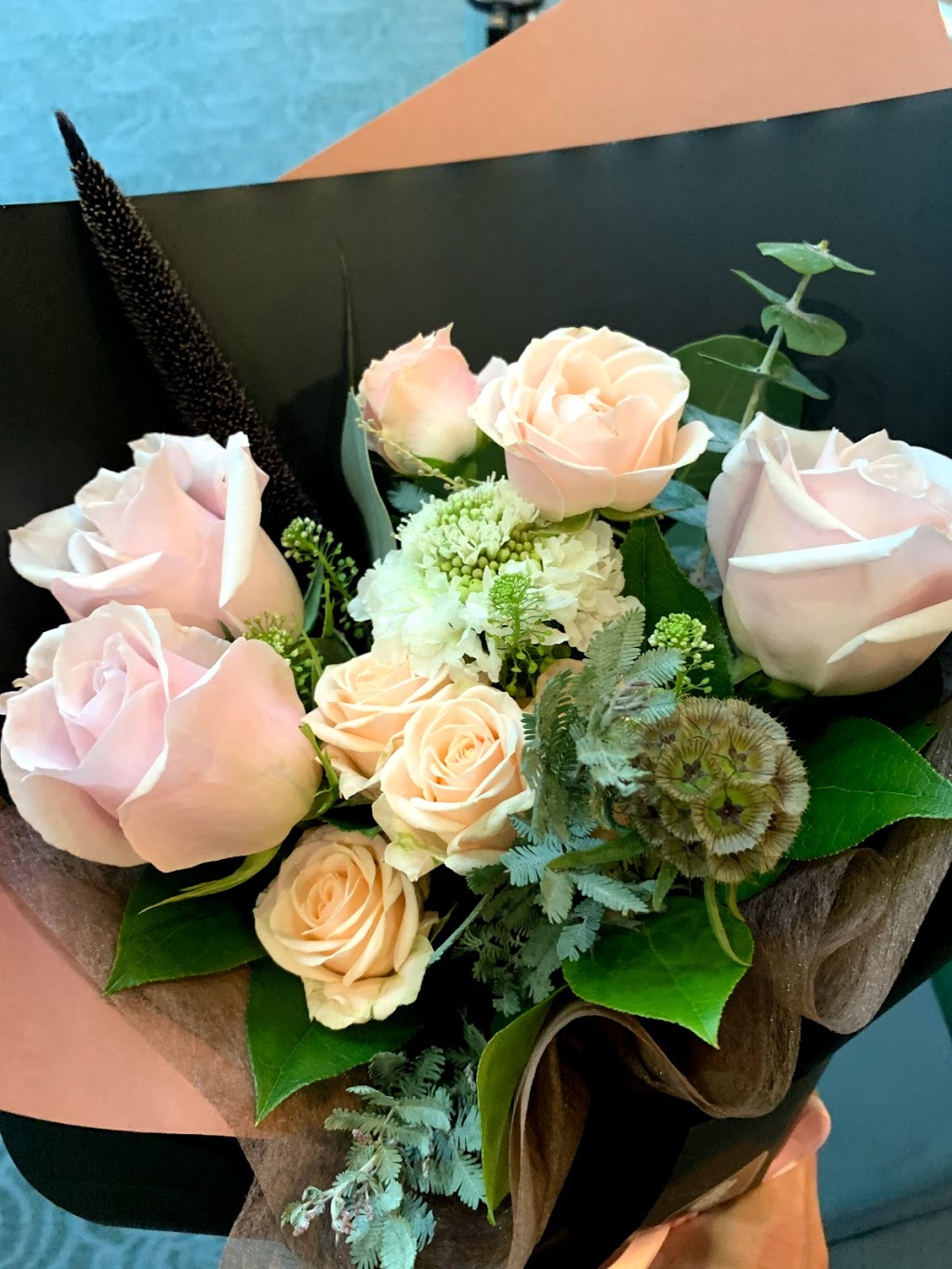 Evvie & Olive Floral Design | 8558 Cornish St, Vancouver, BC V6P 5B8, Canada | Phone: (604) 620-8886