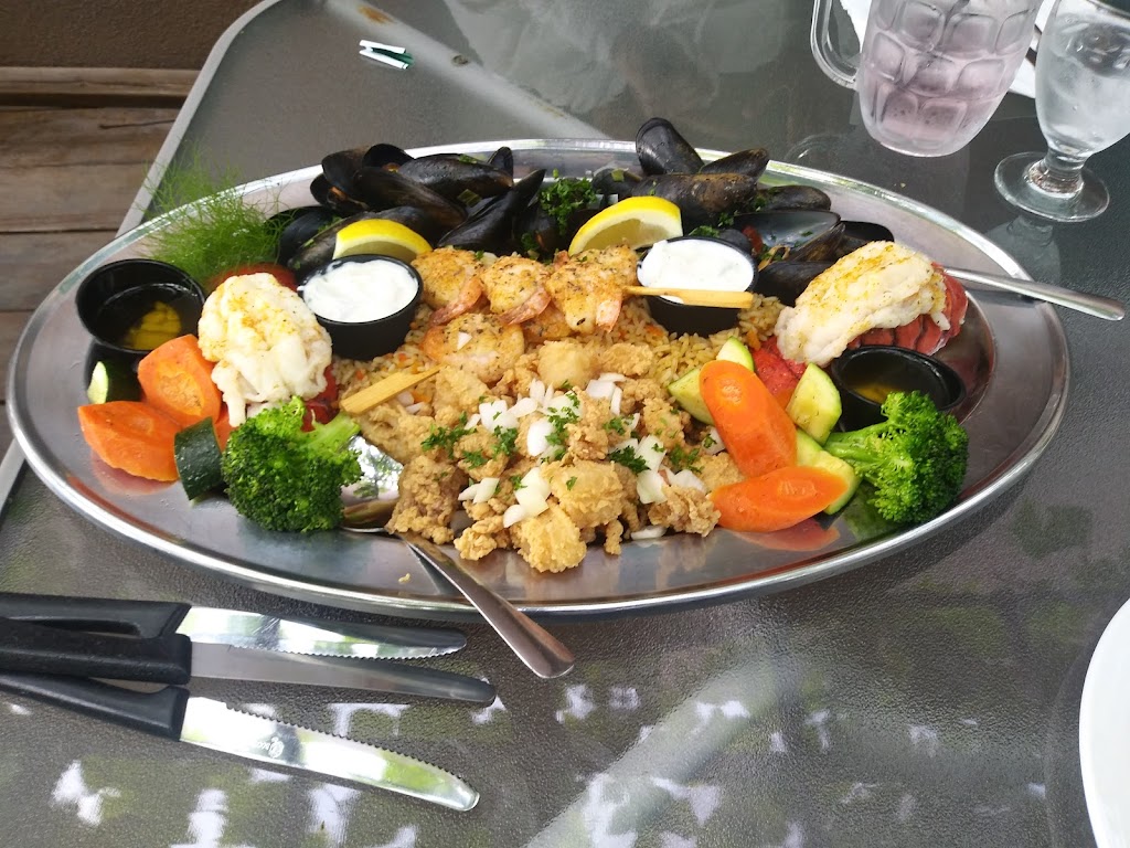 Snickers Restaurant | 4591 Marine Ave, Powell River, BC V8A 2K7, Canada | Phone: (604) 485-8441