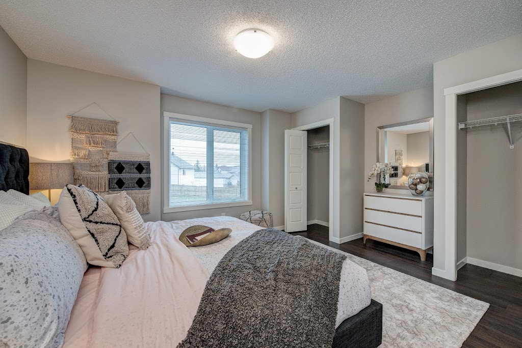 Reach Martindale | 7451 Falconridge Blvd NE #1620, Calgary, AB T2P 3T1, Canada | Phone: (587) 896-4663