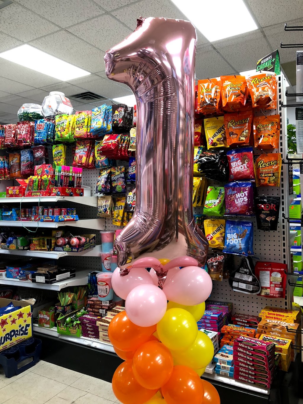 Springbank Minimart & Video Balloon Centre | 6-360 Springbank Dr, London, ON N6J 1G5, Canada | Phone: (519) 474-3339