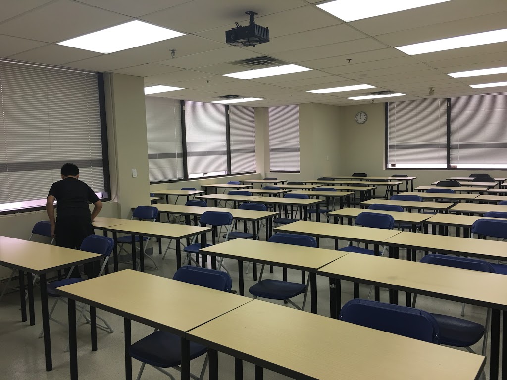 Elton Academy | 2, 4 East Beaver Creek Rd #4, Richmond Hill, ON L4B 2N3, Canada | Phone: (905) 731-0505