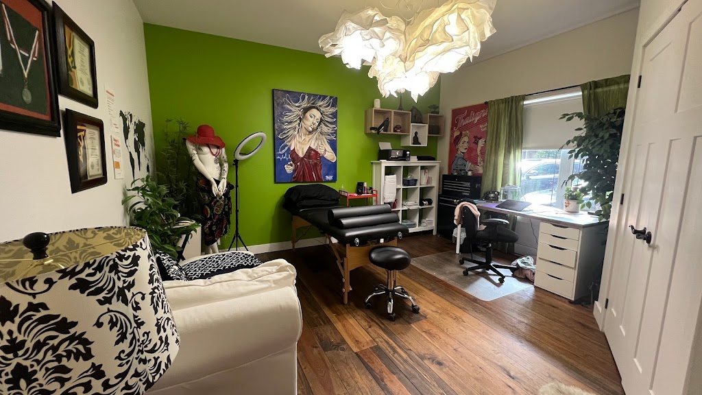 Thaligne Studio Tattoo | 52 Chem. Alger S, Magog, QC J1Y 3W4, Canada | Phone: (819) 960-1777