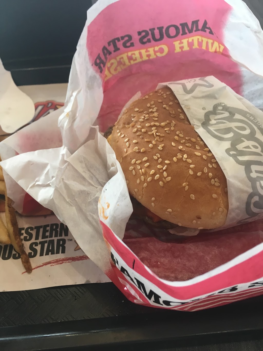CARLS JR. | 1920 Victoria Ave E, Regina, SK S4N 7K3, Canada | Phone: (306) 779-2275