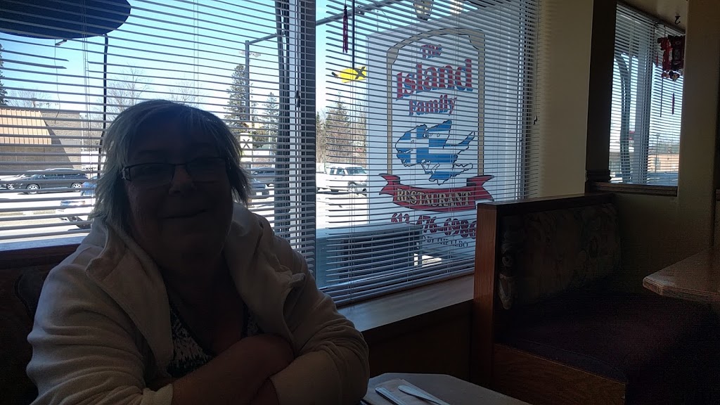 Island Family Restaurant | Main, 70 Picton Main St, Picton, ON K0K 2T0, Canada | Phone: (613) 476-6986
