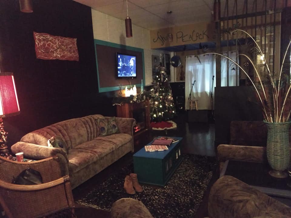 The Peacock Lounge | 64 Talbot St N, Essex, ON N8M 1A2, Canada | Phone: (519) 961-9079