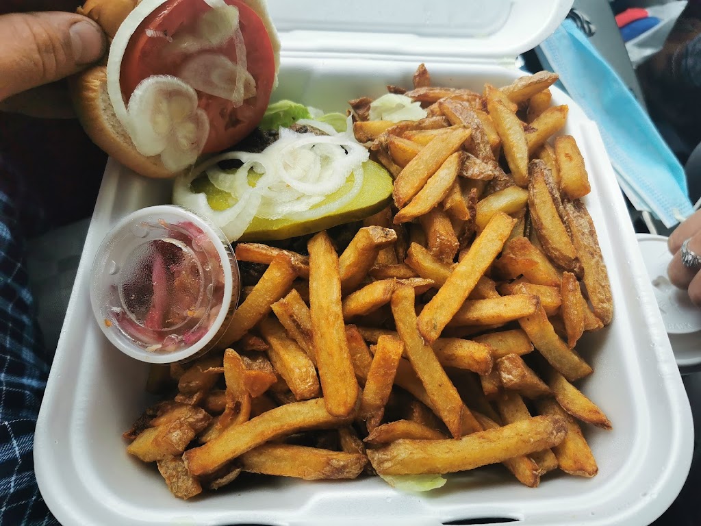 Nona & Pappa Fry Truck | 1565 Round Lake Rd, Killaloe, ON K0J 2A0, Canada | Phone: (613) 639-9369