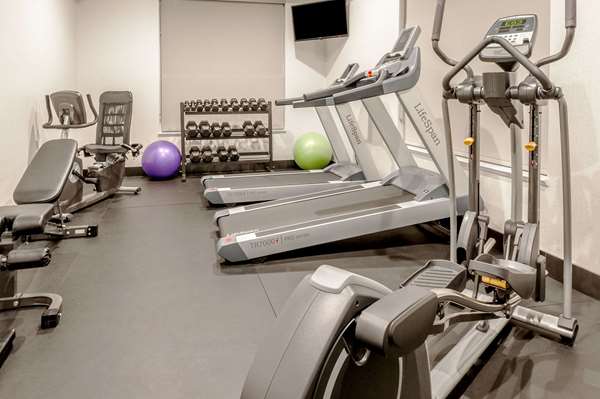 Ramada by Wyndham Moose Jaw | 379 Diefenbaker Dr, Moose Jaw, SK S6J 1N2, Canada | Phone: (306) 693-3050