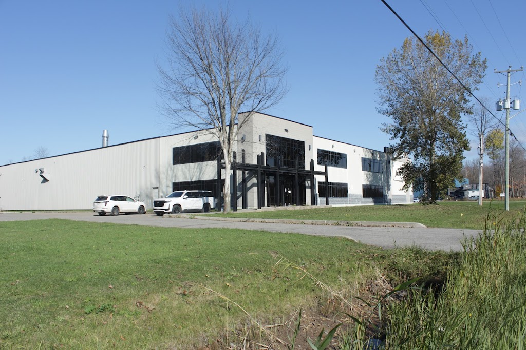 Portes A R D Inc (Les) | 755 Bd Cristini, Lachute, QC J8H 4N6, Canada | Phone: (450) 562-2624