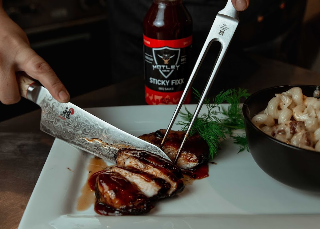 Motley Que | 10120 127 Ave NW, Edmonton, AB T5E 0B7, Canada | Phone: (780) 406-7200