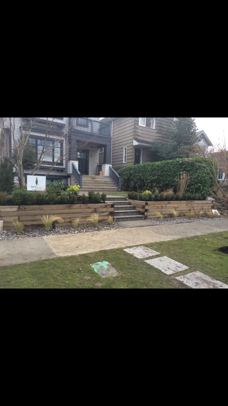 Mainsourcelandscaping | 2174 Topaz St, Abbotsford, BC V2T 3W6, Canada | Phone: (604) 300-1662