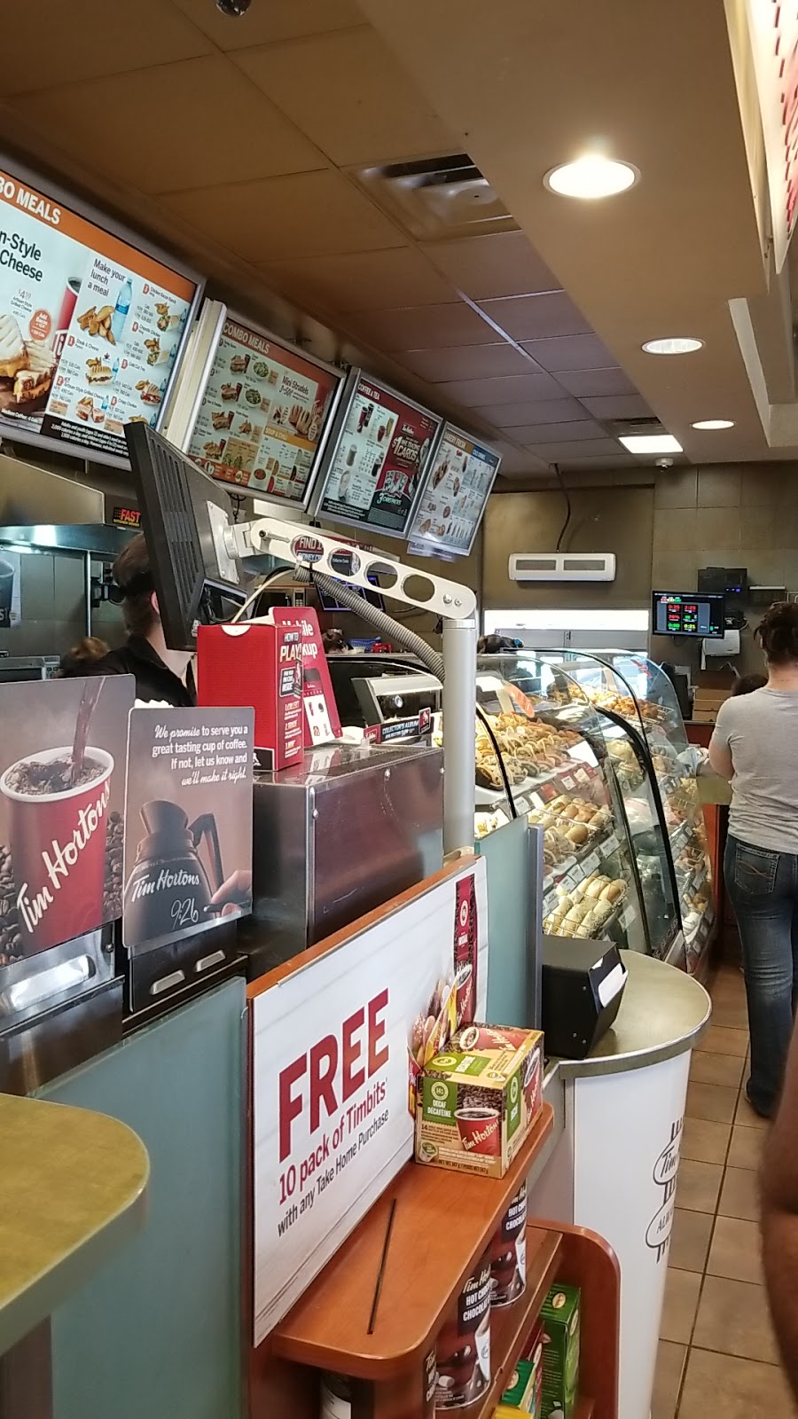 Tim Hortons | 350 Waverley Rd, Bowmanville, ON L1C 4Y4, Canada | Phone: (905) 623-0175