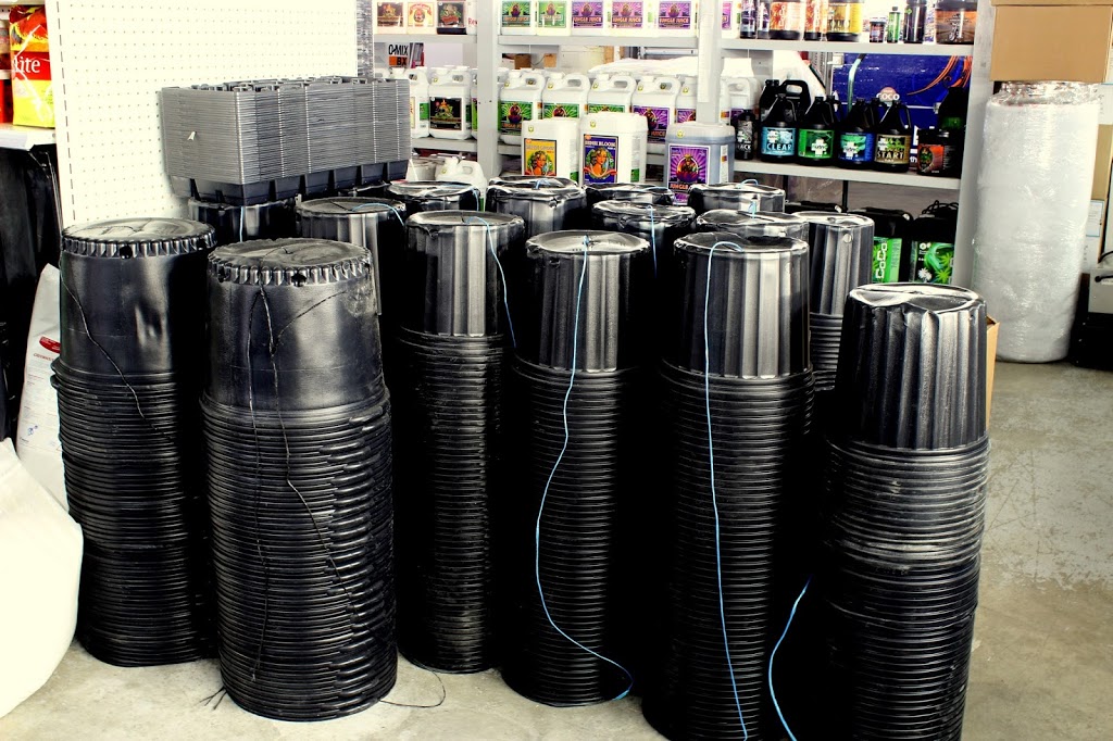 Pousse-T-Plantes | 557 QC-131, Notre-Dame-des-Prairies, QC J6E 0M1, Canada | Phone: (450) 756-1666