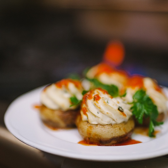 Pasquales | 6806 Macleod Trail, Calgary, AB T2H 0L3, Canada | Phone: (403) 252-0553