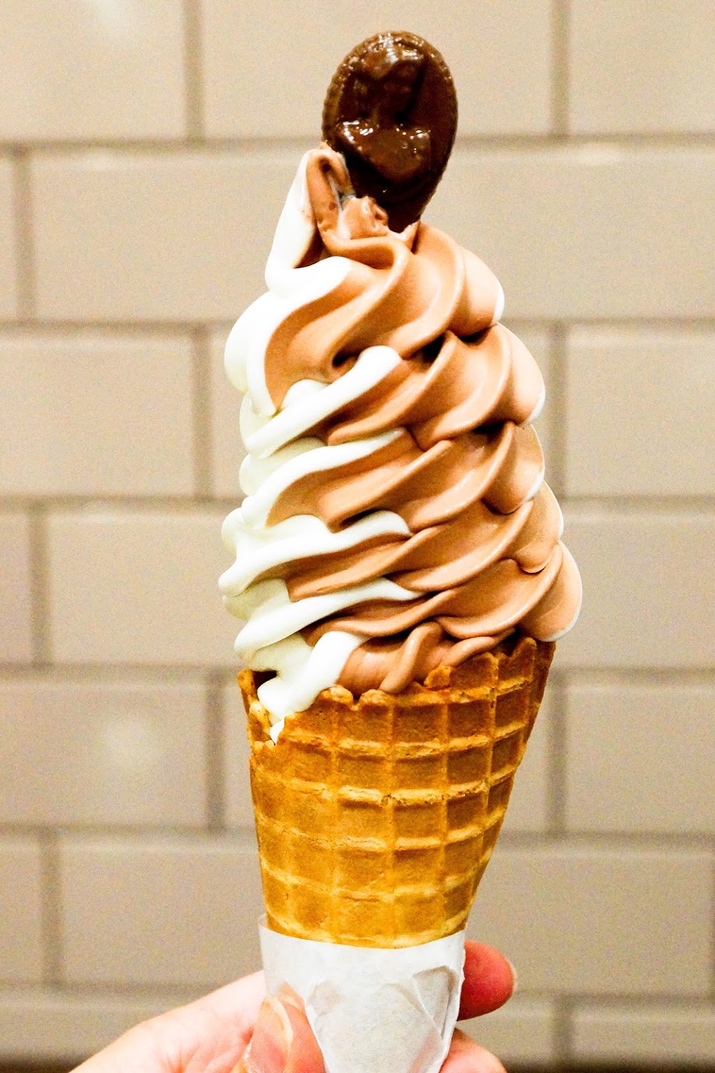 Laura Secord | Les Galeries Chagnon, 1200 Boulevard Alphonse-Desjardins, Lévis, QC G6V 6Y8, Canada | Phone: (418) 833-9353