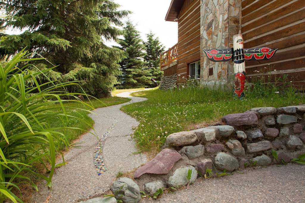 Canadian Powder Tours Lodge | 1410 McDonald Ave, Fernie, BC V0B 1M1, Canada | Phone: (250) 423-3019
