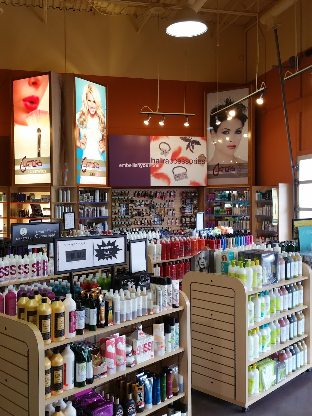Chatters Hair Salon | 454 Bayfield St h1, Barrie, ON L4M 5A2, Canada | Phone: (705) 727-0555
