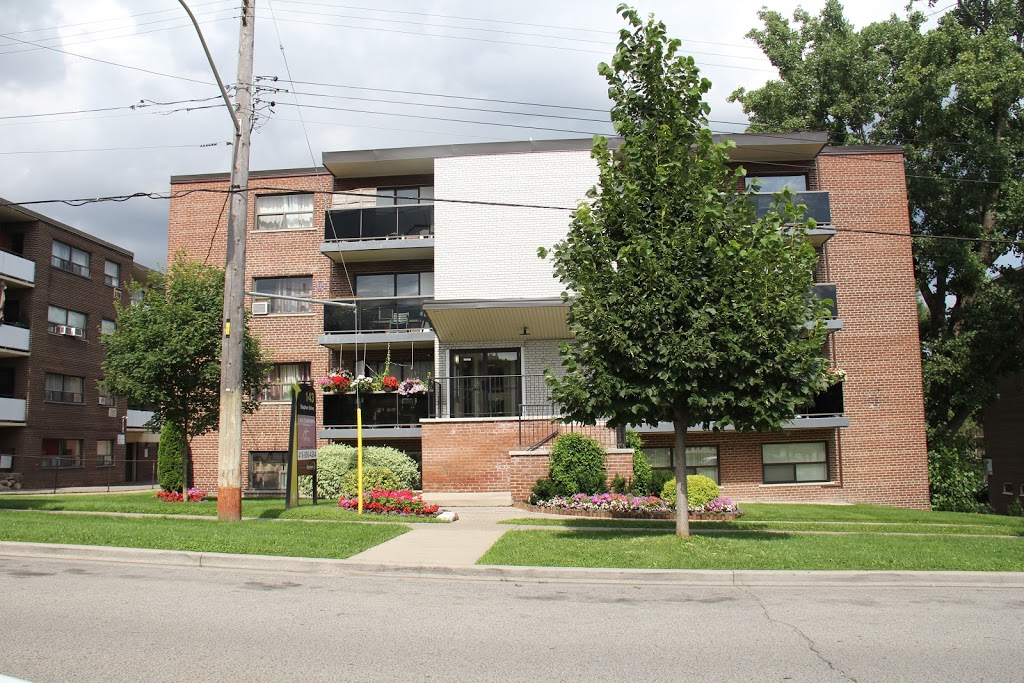 143 Stephen Drive Apartments | 143 Stephen Dr, Etobicoke, ON M8Y 3N5, Canada | Phone: (416) 524-3508