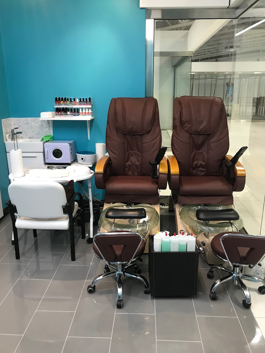 Attract Skin Laser Clinic & Spa | spa | 260300 Writing Creek Cres Unit T3, Second Floor, Balzac, AB T4A 0X8, Canada | 4036127516 OR +1 403-612-7516