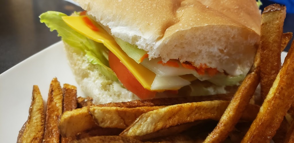 The Corner Pocket Restaurant | 650 Broadway St, Cartwright, MB R0K 0L0, Canada | Phone: (204) 529-2268