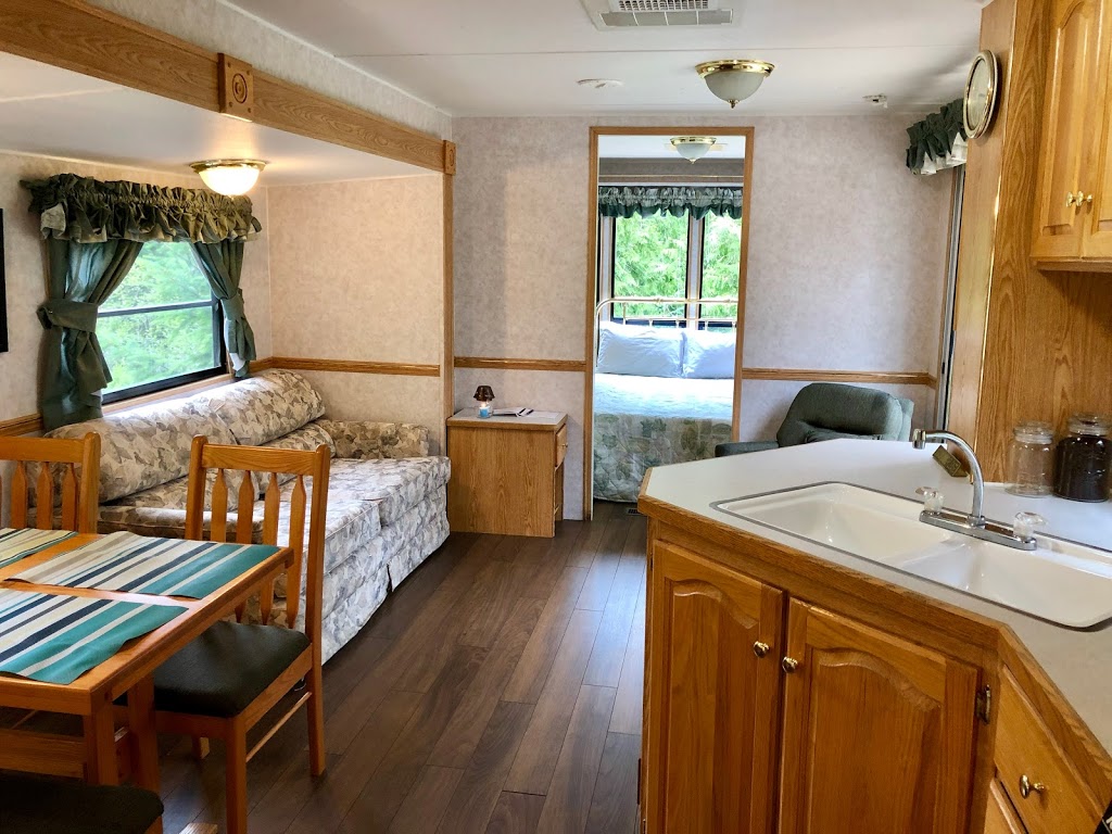 Garden Bay Hideaway - Glamping in Style | 5163 Claydon Rd, Garden Bay, BC V0N 1S1, Canada | Phone: (604) 885-8368