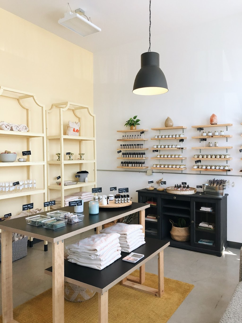 La Natura Casa | 55 Rue Claude-Audy local 5, Saint-Jérôme, QC J5L 1Z6, Canada | Phone: (514) 300-5506