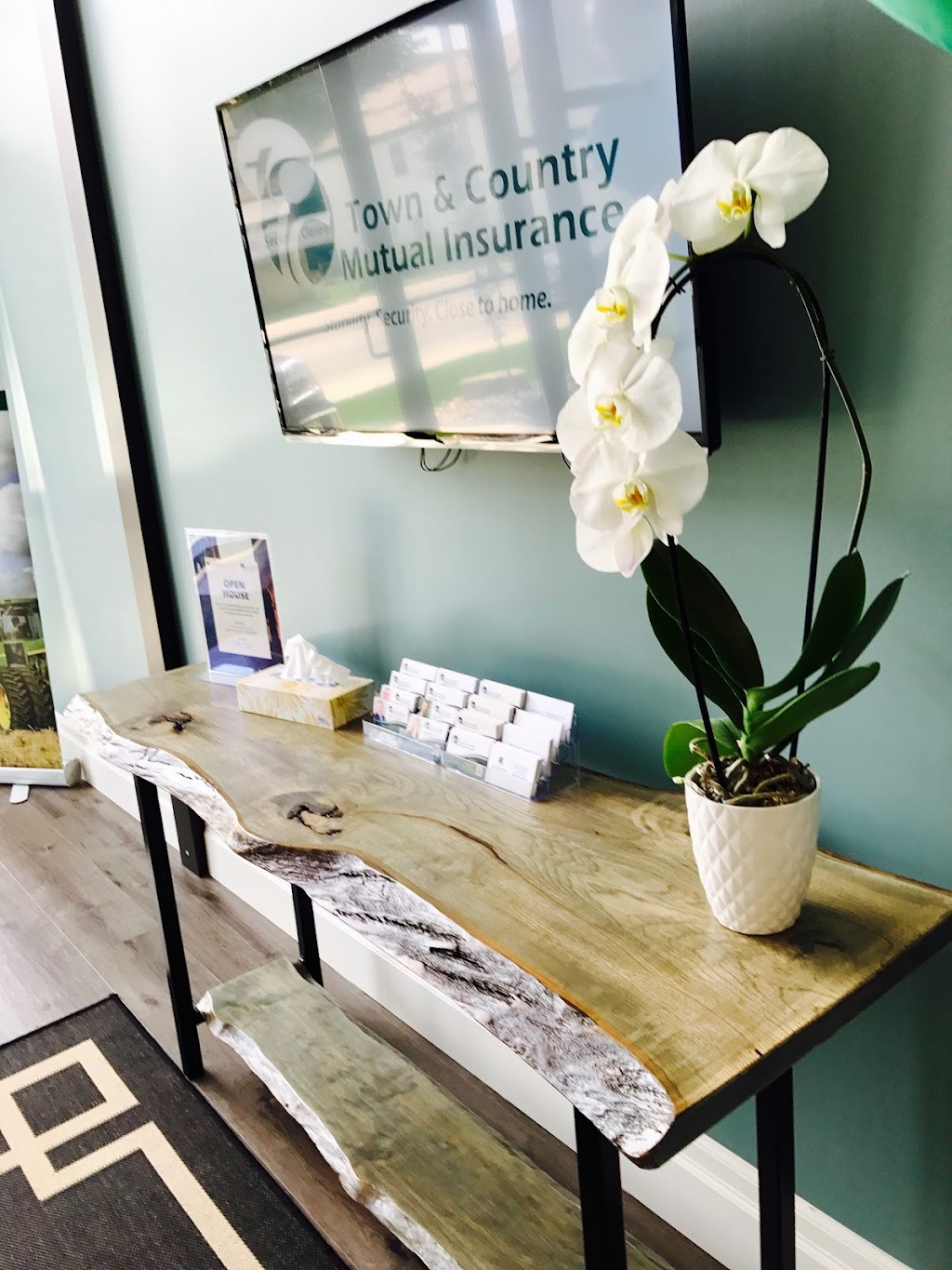 Goodhand Insurance Inc. | 79 Caradoc St N, Strathroy, ON N7G 2M5, Canada | Phone: (519) 245-2450