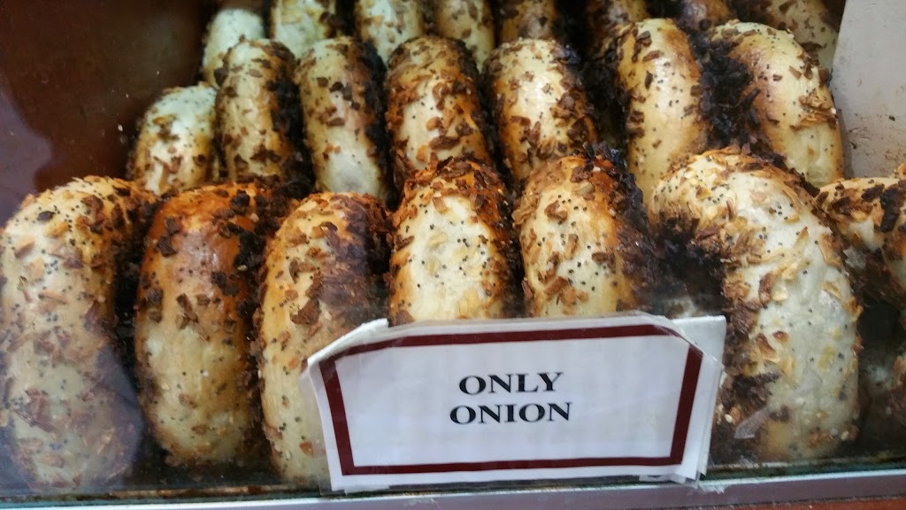 Old Bagel House | 235 Lakeshore Rd E, Mississauga, ON L5G 1G8, Canada | Phone: (905) 891-9696