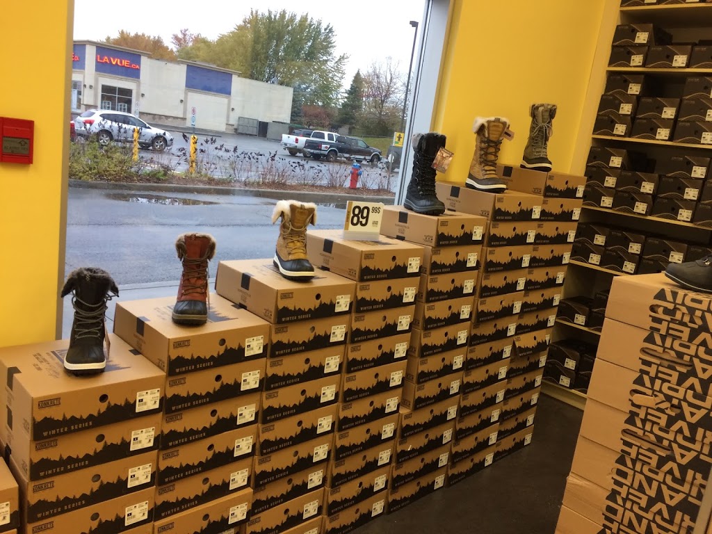 Yellow | 2104 Boulevard Monseigneur-Langlois, Salaberry-de-Valleyfield, QC J6S 5R1, Canada | Phone: (450) 373-2233