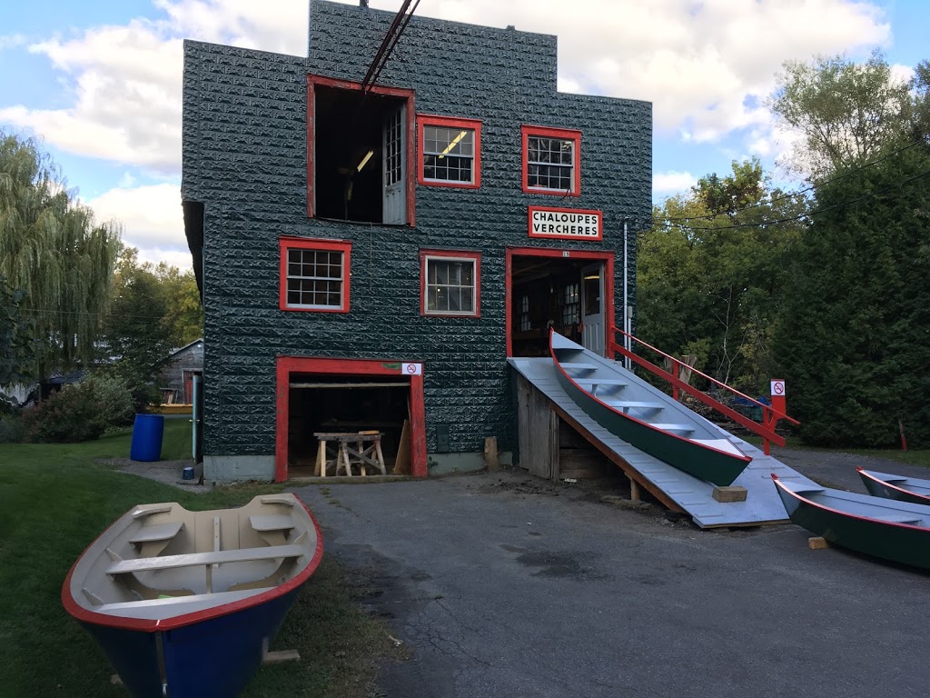 Chaloupes Vercheres Inc | 15 Rue Saint-Laurent, Verchères, QC J0L 2R0, Canada | Phone: (450) 583-3182