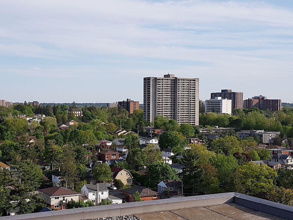 Regina Towers Tenant Assn | 2651 Regina St, Ottawa, ON K2B 8B5, Canada | Phone: (613) 829-8364